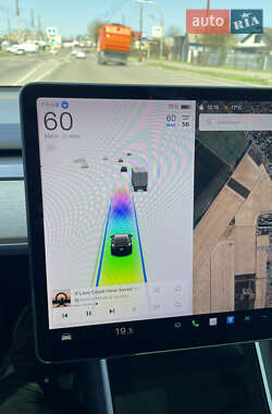Седан Tesla Model 3 2019 в Белой Церкви