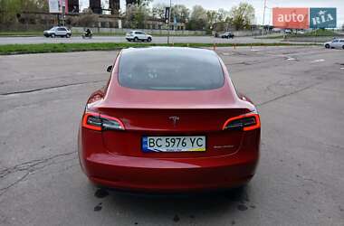 Седан Tesla Model 3 2019 в Львові