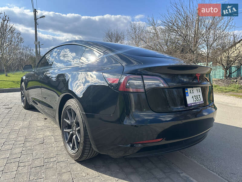 Седан Tesla Model 3 2018 в Харькове