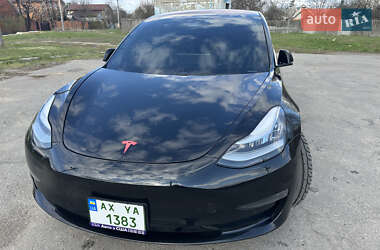 Седан Tesla Model 3 2018 в 