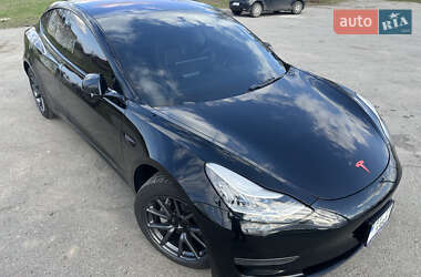 Седан Tesla Model 3 2018 в 