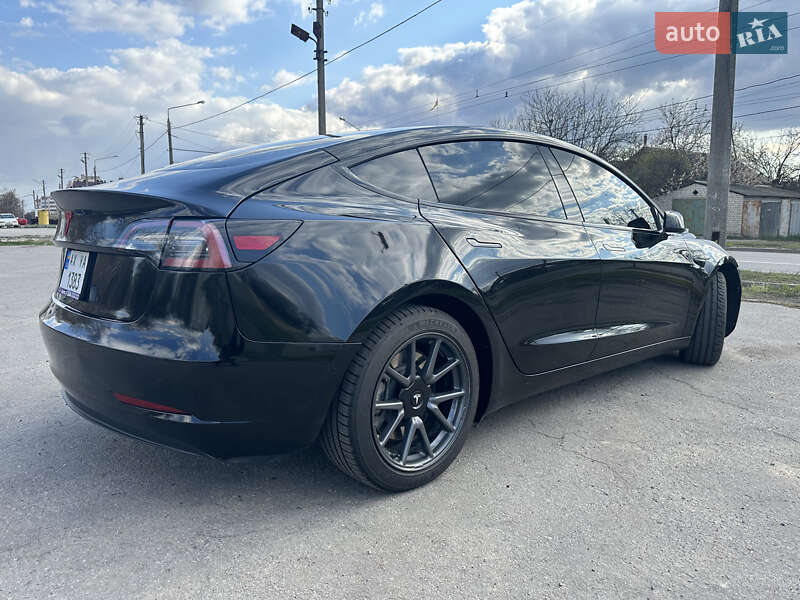 Седан Tesla Model 3 2018 в Харькове