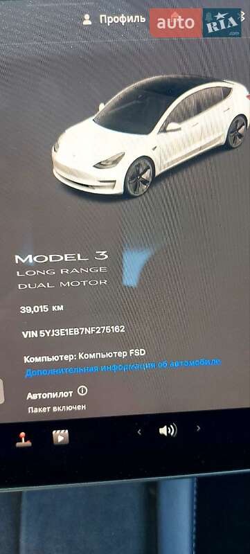 Седан Tesla Model 3 2022 в Днепре