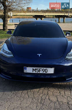 Седан Tesla Model 3 2018 в 