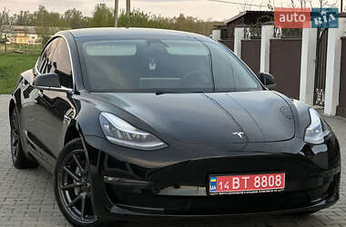 Седан Tesla Model 3 2019 в 
