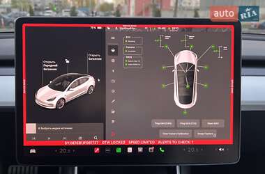 Седан Tesla Model 3 2018 в 