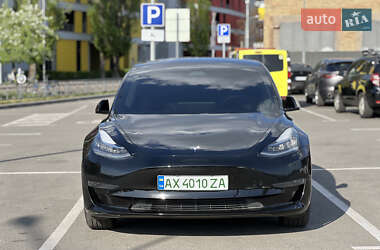 Седан Tesla Model 3 2019 в 