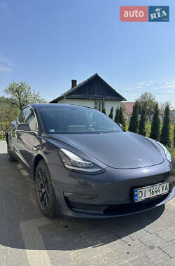 Седан Tesla Model 3 2019 в 