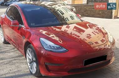 Седан Tesla Model 3 2019 в 
