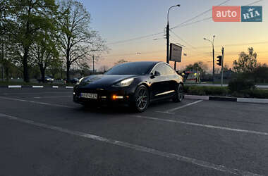 Седан Tesla Model 3 2018 в Харькове