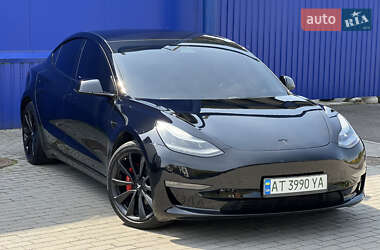 Седан Tesla Model 3 2019 в 