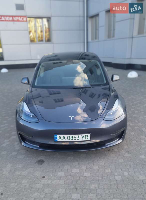 Седан Tesla Model 3 2022 в Василькове