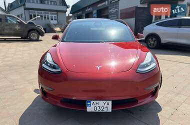 Седан Tesla Model 3 2018 в 