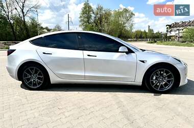 Седан Tesla Model 3 2018 в 