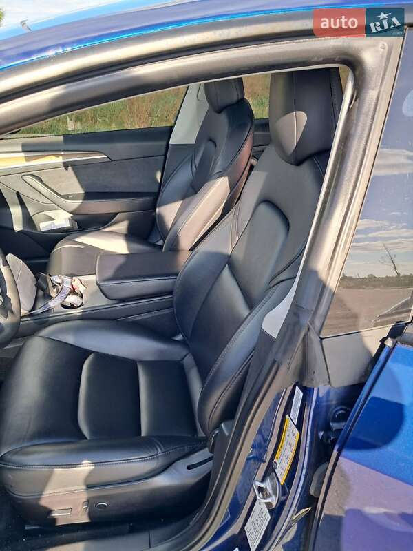 Седан Tesla Model 3 2022 в Немишаево