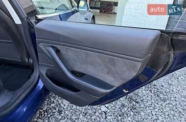 Седан Tesla Model 3 2018 в 