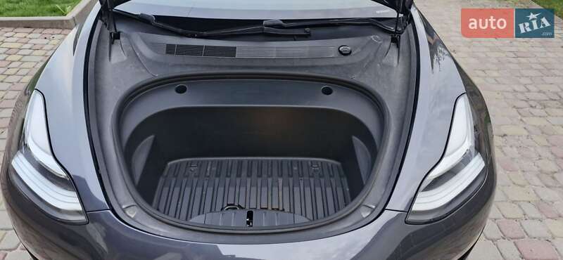 Седан Tesla Model 3 2020 в Львове фото 12 Седан Tesla Model 3 2020 в Львове