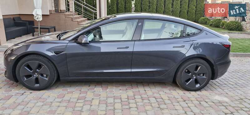 Седан Tesla Model 3 2020 в Львове фото 6 Седан Tesla Model 3 2020 в Львове