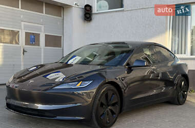 Седан Tesla Model 3 2024 в Луцке