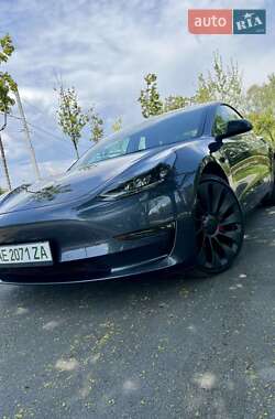 Седан Tesla Model 3 2022 в Дніпрі
