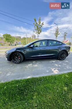 Седан Tesla Model 3 2022 в Дніпрі