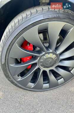 Седан Tesla Model 3 2022 в Дніпрі