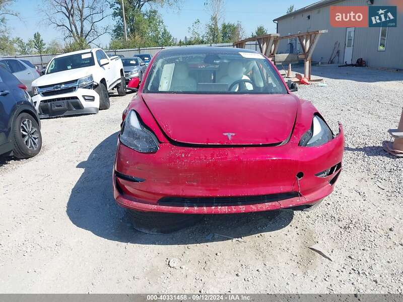 Седан Tesla Model 3 2022 в Киеве