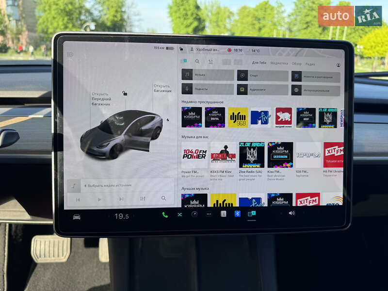 Седан Tesla Model 3 2020 в Боярке