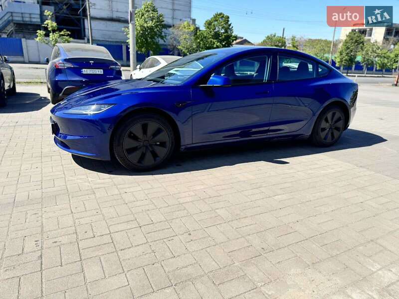 Седан Tesla Model 3 2023 в Днепре фото 5 Седан Tesla Model 3 2023 в Днепре