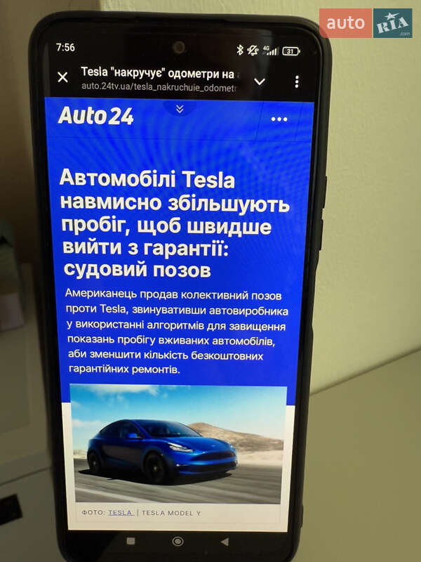 Седан Tesla Model 3 2018 в Умани