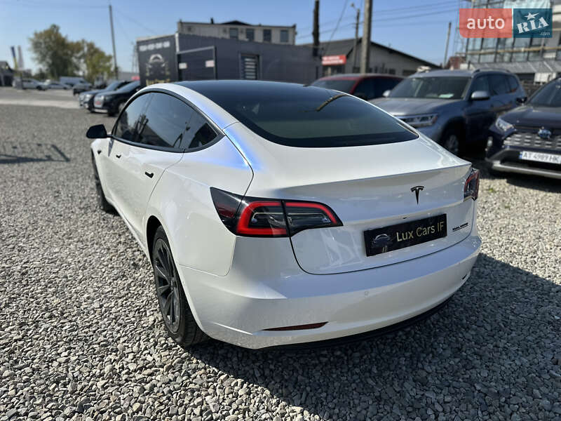 Седан Tesla Model 3 2022 в Ивано-Франковске фото 9 Седан Tesla Model 3 2022 в Ивано-Франковске