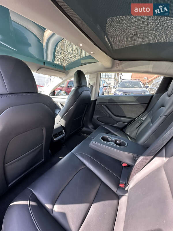 Седан Tesla Model 3 2022 в Ивано-Франковске фото 21 Седан Tesla Model 3 2022 в Ивано-Франковске