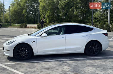 Седан Tesla Model 3 2019 в 