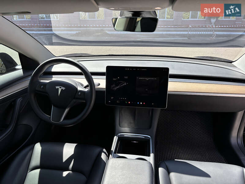 Седан Tesla Model 3 2022 в Одесі фото 21 Седан Tesla Model 3 2022 в Одесі