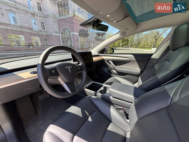 Седан Tesla Model 3 2022 в Одесі фото 29 Седан Tesla Model 3 2022 в Одесі