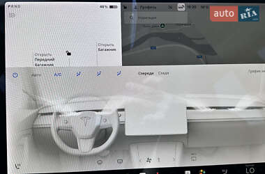 Седан Tesla Model 3 2020 в 