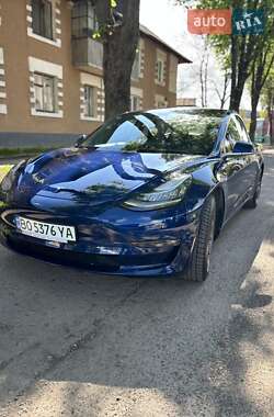 Седан Tesla Model 3 2018 в 