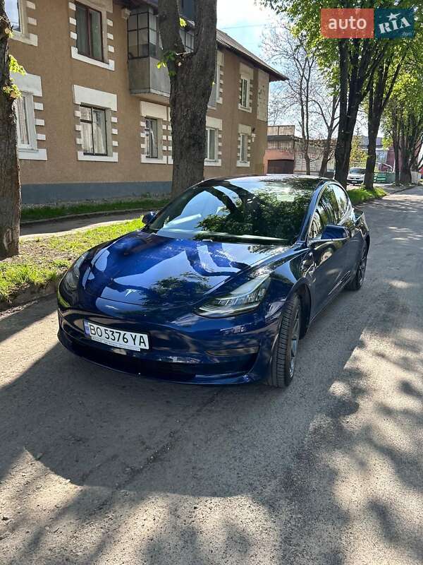 Tesla Model 3 2018