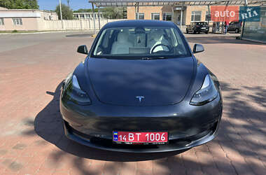 Седан Tesla Model 3 2023 в Полтаві