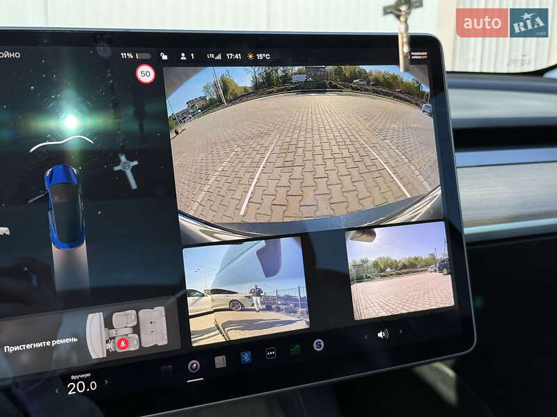 Седан Tesla Model 3 2022 в Львові
