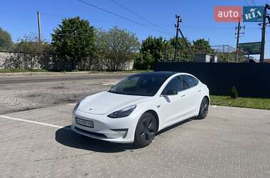 Седан Tesla Model 3 2019 в Києві