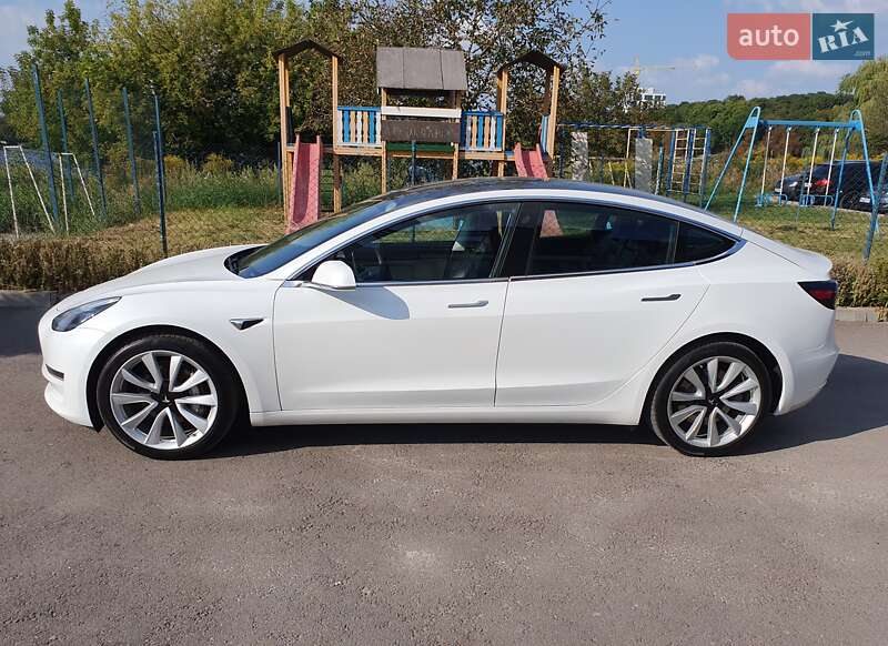 Седан Tesla Model 3 2020 в Рівному фото 33 Седан Tesla Model 3 2020 в Рівному