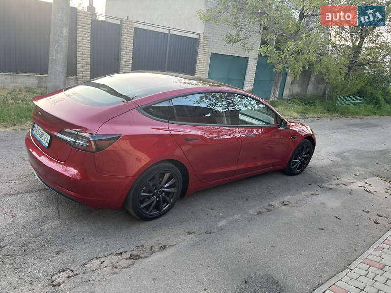 Седан Tesla Model 3 2019 в Одесі