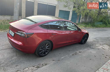 Седан Tesla Model 3 2019 в 
