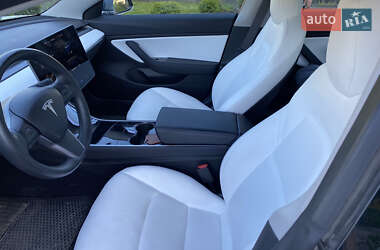 Седан Tesla Model 3 2018 в 