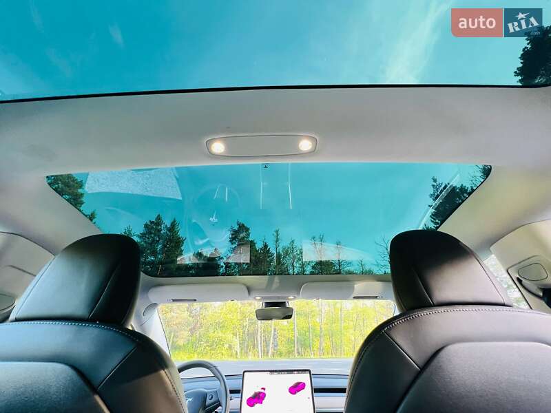 Седан Tesla Model 3 2019 в Луцке фото 5 Седан Tesla Model 3 2019 в Луцке