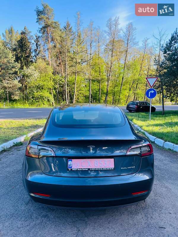 Седан Tesla Model 3 2019 в Луцьку