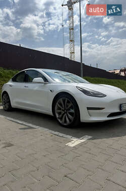 Седан Tesla Model 3 2018 в 