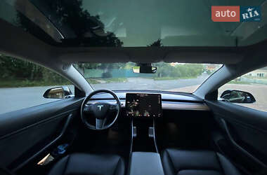 Седан Tesla Model 3 2018 в 