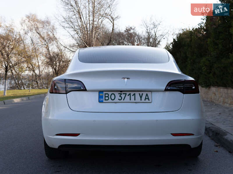 Седан Tesla Model 3 2019 в Львове фото 15 Седан Tesla Model 3 2019 в Львове